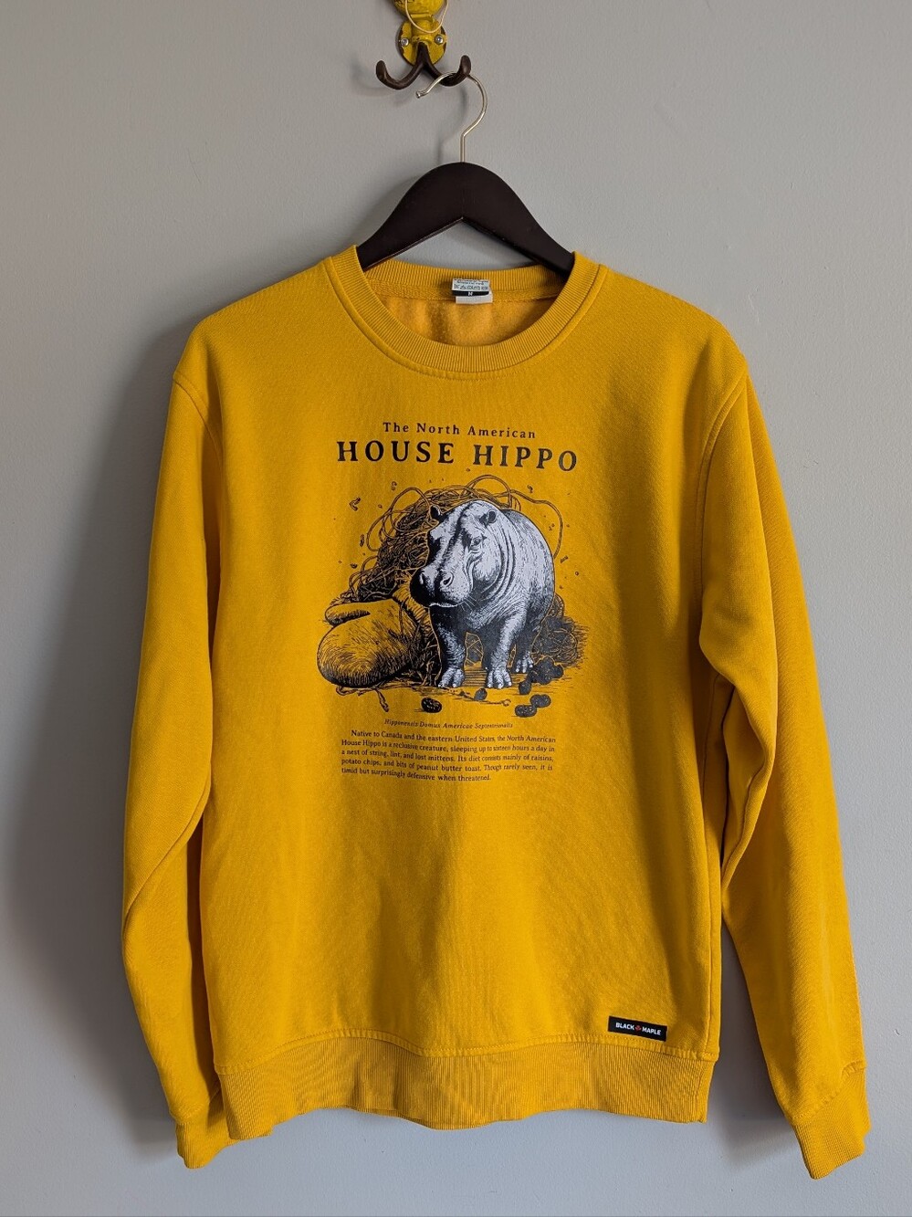 Black Maple House Hippo Sweatshirt, Golden Yellow Heritage Minute, Size M - Picture 1 of 8